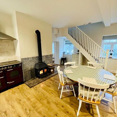 The Cottage Abergavenny ภายนอก รูปภาพ