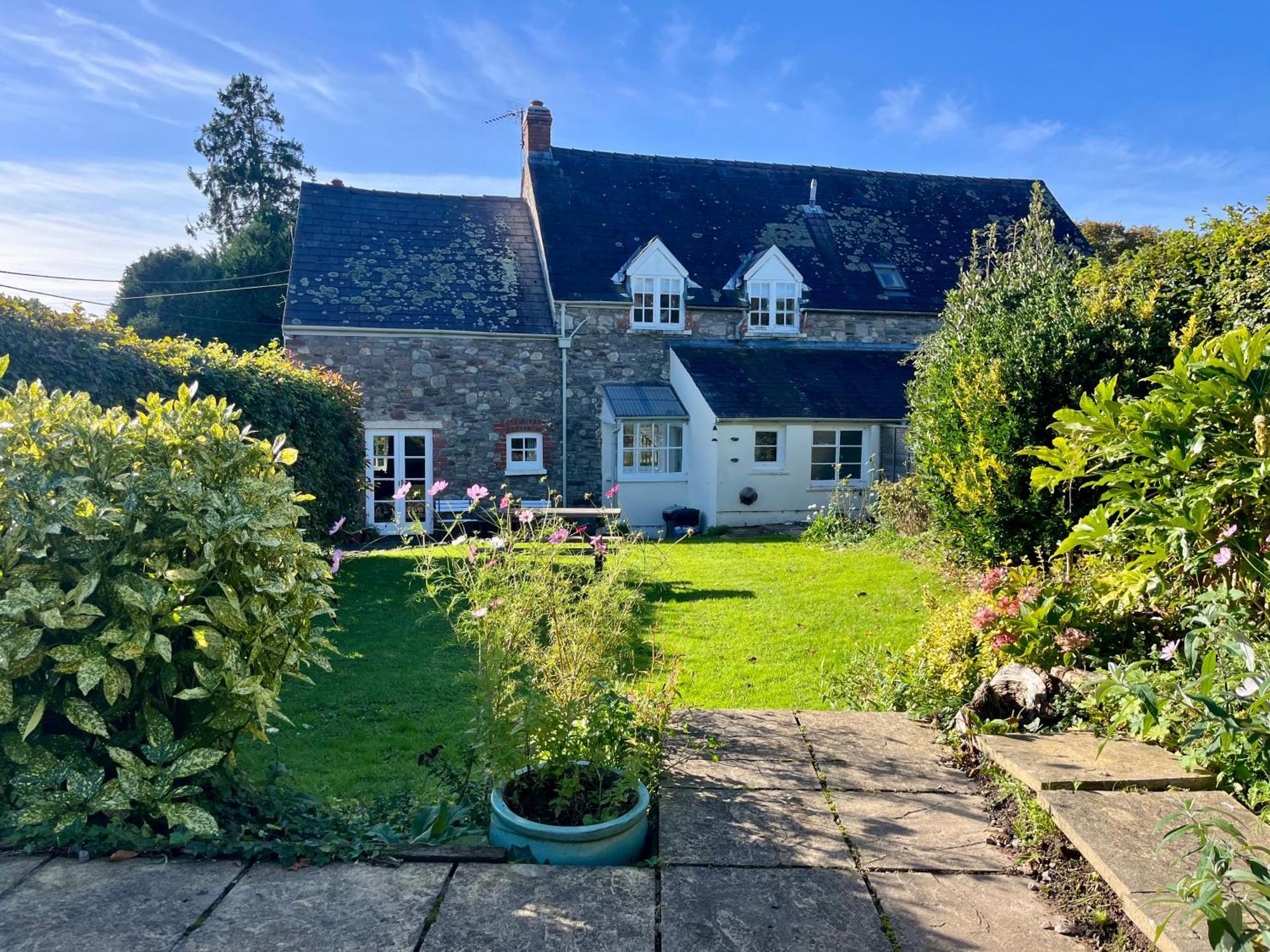The Cottage Abergavenny ภายนอก รูปภาพ
