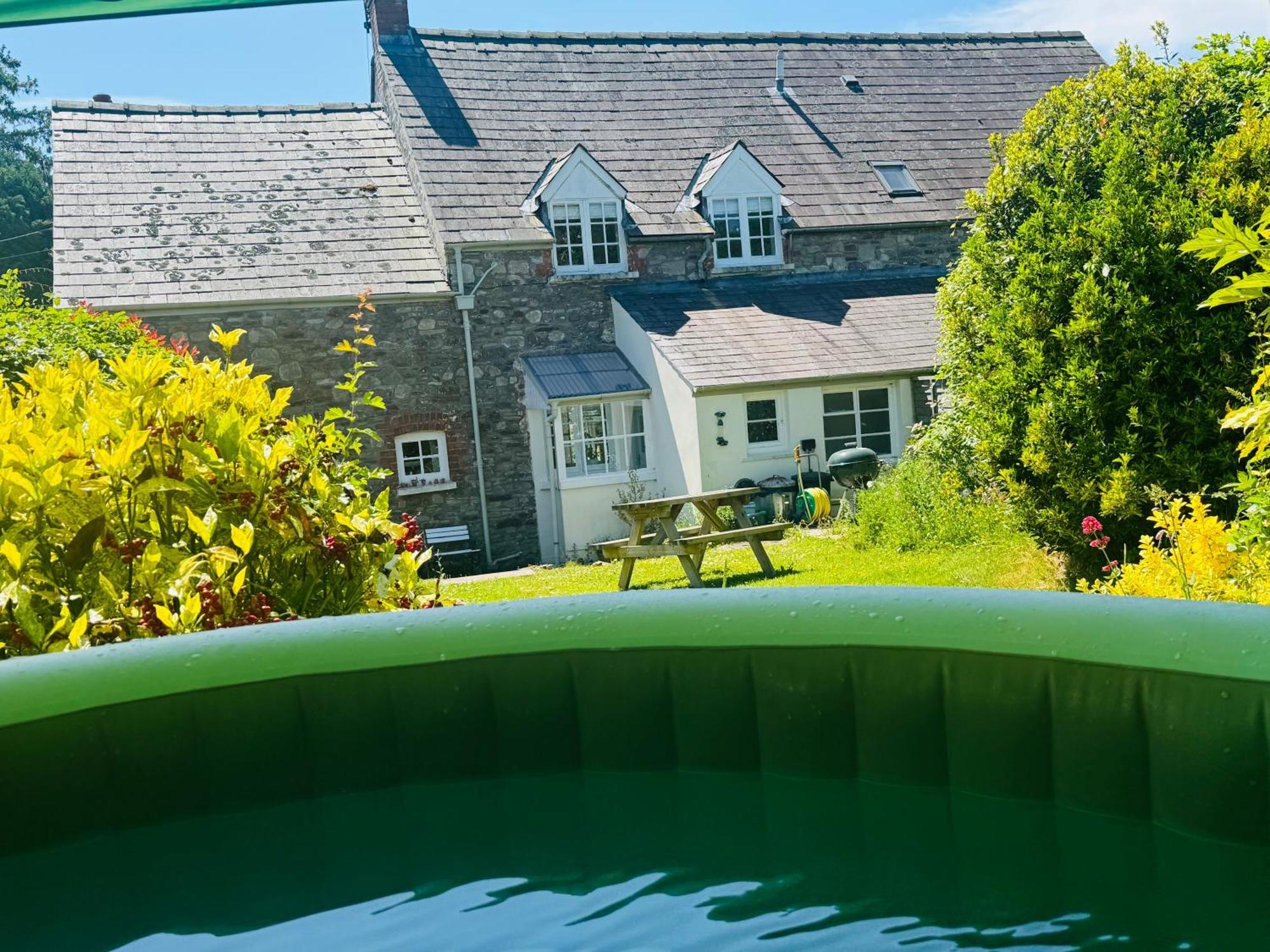 The Cottage Abergavenny ภายนอก รูปภาพ